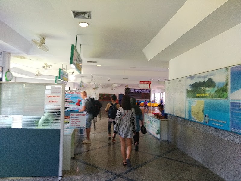 Krabi, Klong Jirad pier - Koh Phi Phi, Ao Tonsai pier - Krabi, Klong Jirad pier - Koh Phi Phi, Ao Tonsai pier, Thailand