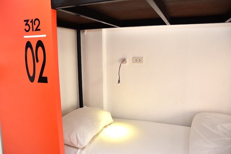 Mad Monkey Chiang Mai - Mad Monkey Chiang Mai 7, 2 Soi Kamphaeng Din, Tambon Chang Moi, Amphoe Mueang Chiang Mai, Chang Wat Chiang Mai 50100, Thailand