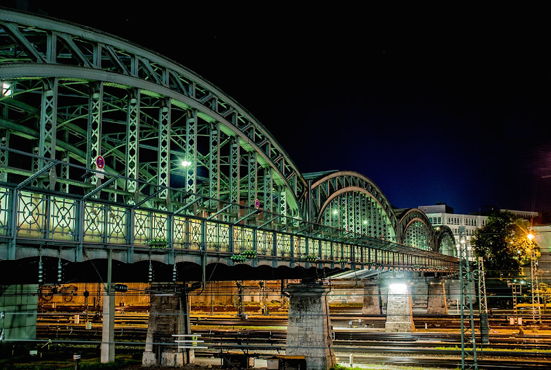 Hackerbrucke - Hackerbrucke, Arnulfstraße 21, 80335 München, Germany
