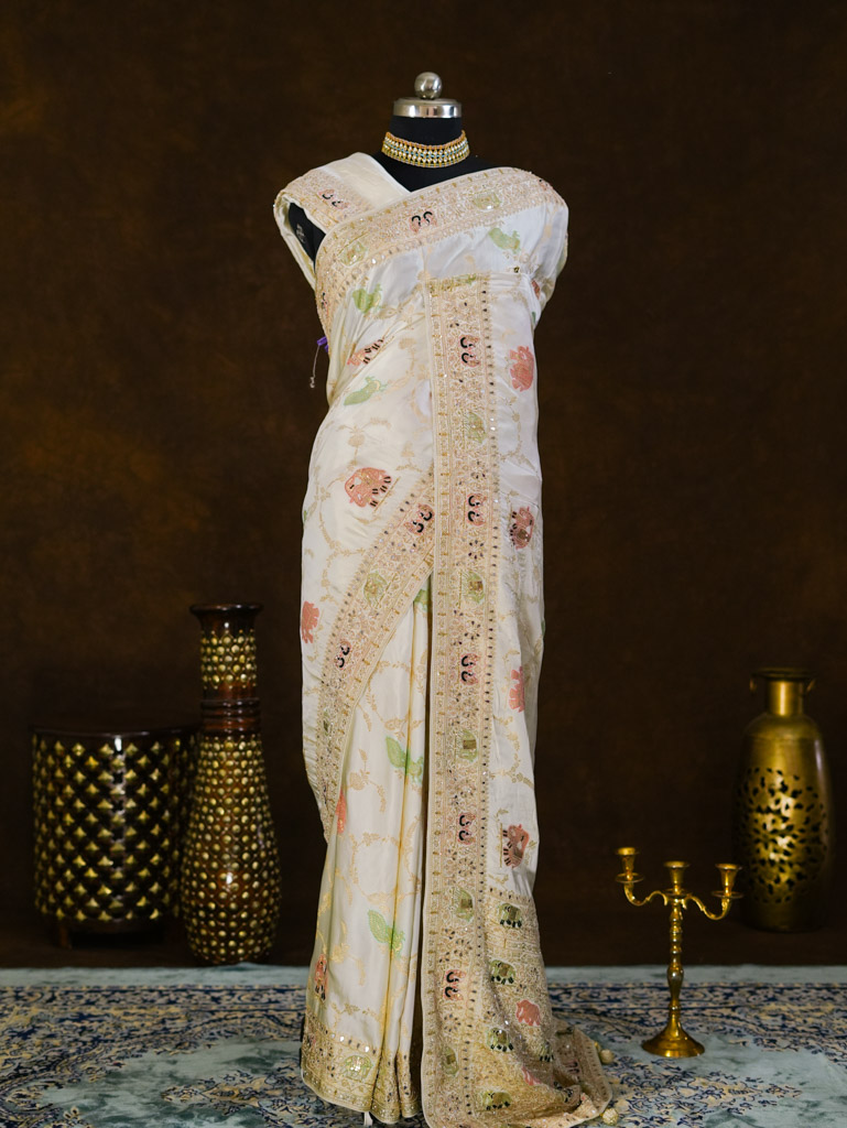 Roop Rani Sarees - Roop Rani Sarees 33, Lal Ji Sand Ka Rasta, Chaura Rasta, Modikhana, Jaipur, Jaipur Nagar Nigam Area, Rajasthan 302003, India