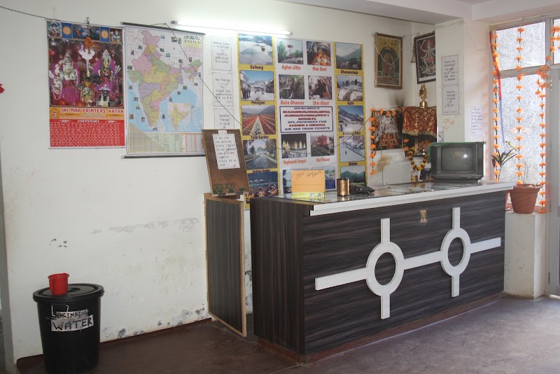 shradhaluniwas - shradhaluniwas, behind hotel vishal, arli road katra( shortcut railway road, Second lane from, hotel vishal, to, Arli Road, Katra, 182301