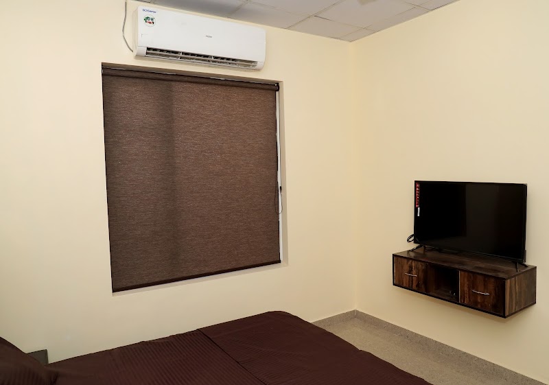 OYO Flagship Hotel Townhouse - OYO Flagship Hotel Townhouse NM 1, near SAIN DASS SCHOOL GROUND, Gopal Nagar, Jalandhar, Punjab 144008, India