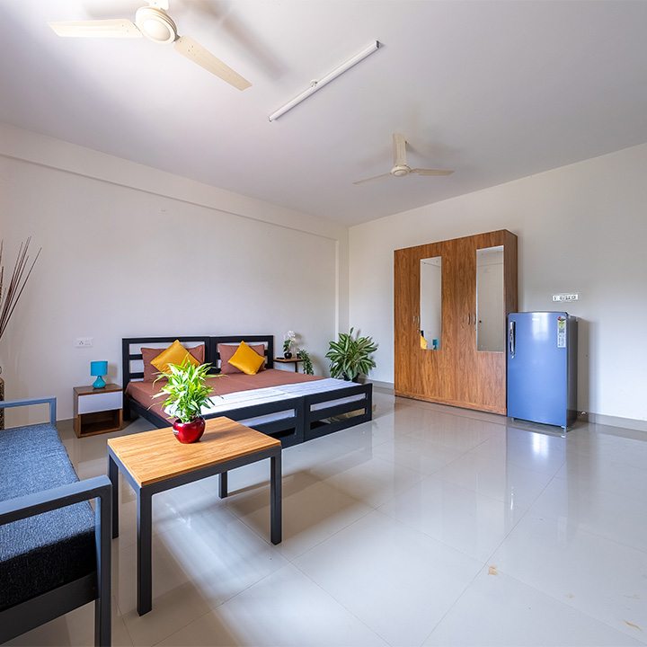 HelloWorld Castle DelMonte - HelloWorld Castle DelMonte Site No. 1 & 7, Sy No. 44/8 Bommanahalli Village, Hobli, Begur Rd, Muneswara Nagar, 6th Sector, HSR Layout, Bengaluru, Karnataka 560102, India