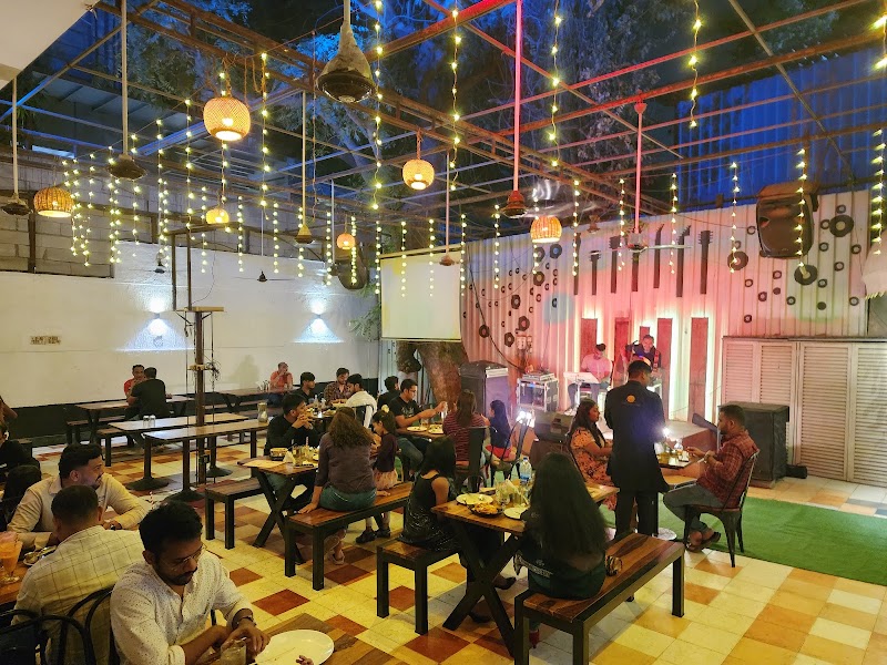SHERA 2.0 Restaurant & Bar/ Varanda Banquets - SHERA 2.0 Restaurant & Bar/ Varanda Banquets Lal Bahadur Shastri Marg, opp. Mayuresh Srishti Complex, near Asian paints, Industrial Area, Bhandup West, Mumbai, Maharashtra 400078, India