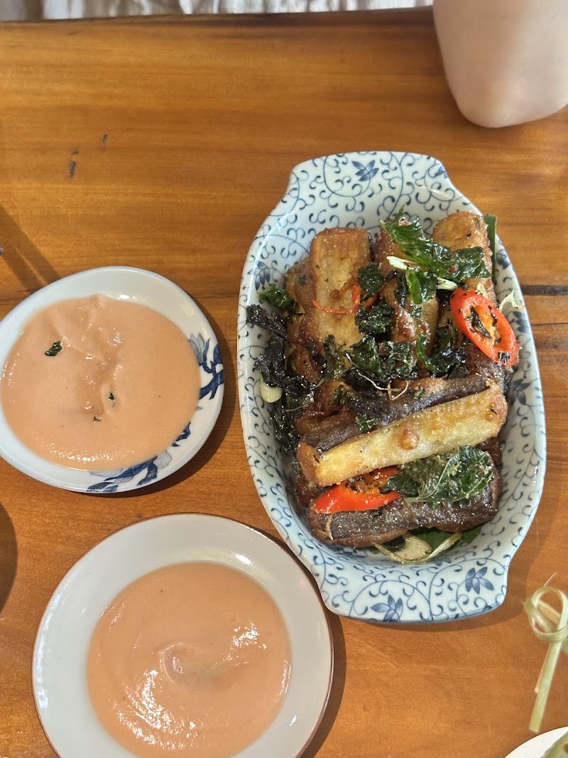 Dana Vegan House - Nhà Chay Dana - Dana Vegan House - Nhà Chay Dana 12 P. Đông Thái, Hàng Buồm, Hoàn Kiếm, Hà Nội 100000, Vietnam