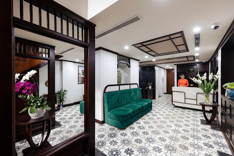 Lotusama Hanoi Hotel - Lotusama Hanoi Hotel, 35 P. Hàng Gà, Phố cổ Hà Nội, Hoàn Kiếm, Hà Nội 10000, Vietnam