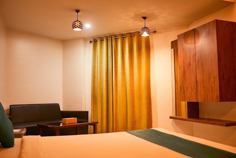 Hotel Pune Gate - Hotel Pune Gate, Sr.no 52/4/2,near Navale lawns , Mumbai - Bangalore Highway, Navale Brg, Phase 2, Wadgaon Budruk, Narhe, Pune, Maharashtra 411041, India