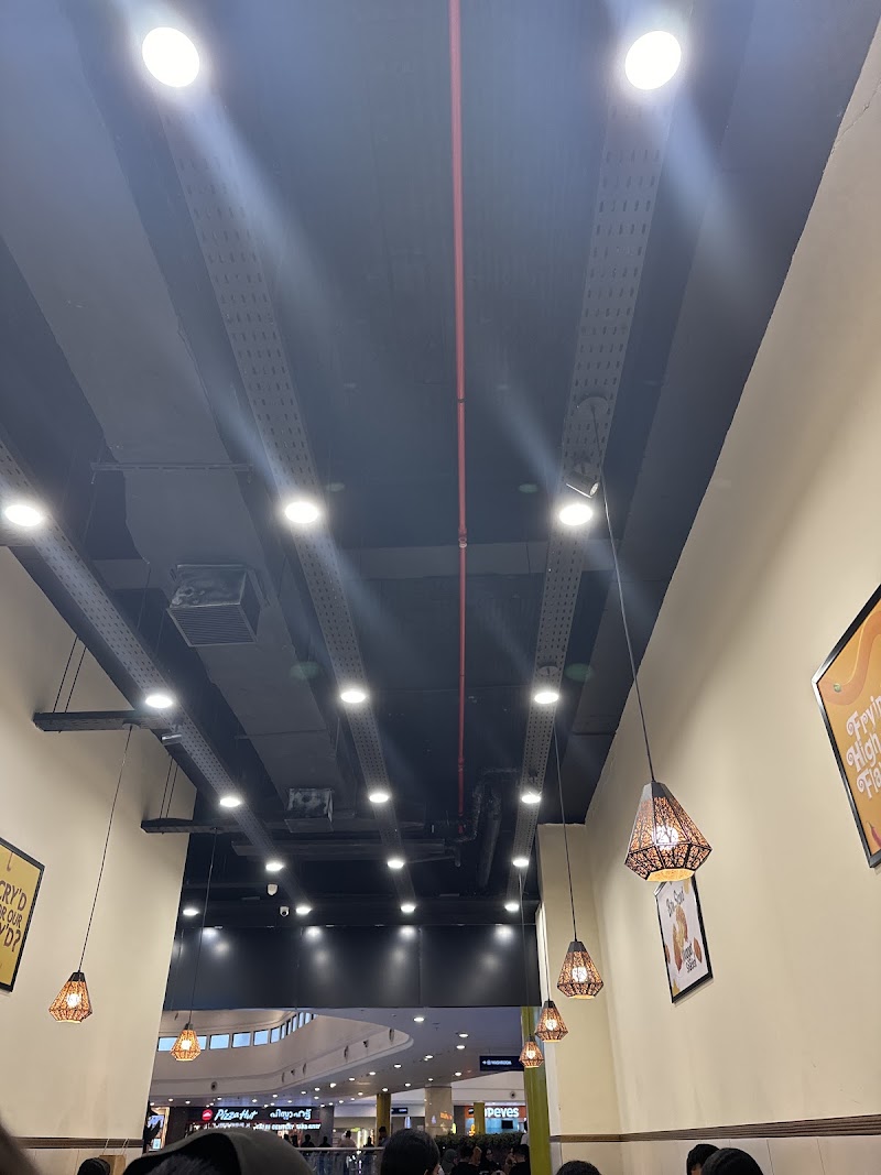 BAKE HOUSE YUMMY FRIED CHICKEN HILITE MALL - BAKE HOUSE YUMMY FRIED CHICKEN HILITE MALL Hilite Mall, Food Court, Kozhikode Bypass, Poovangal, Kozhikode, Pantheeramkavu, Kerala 673014, India