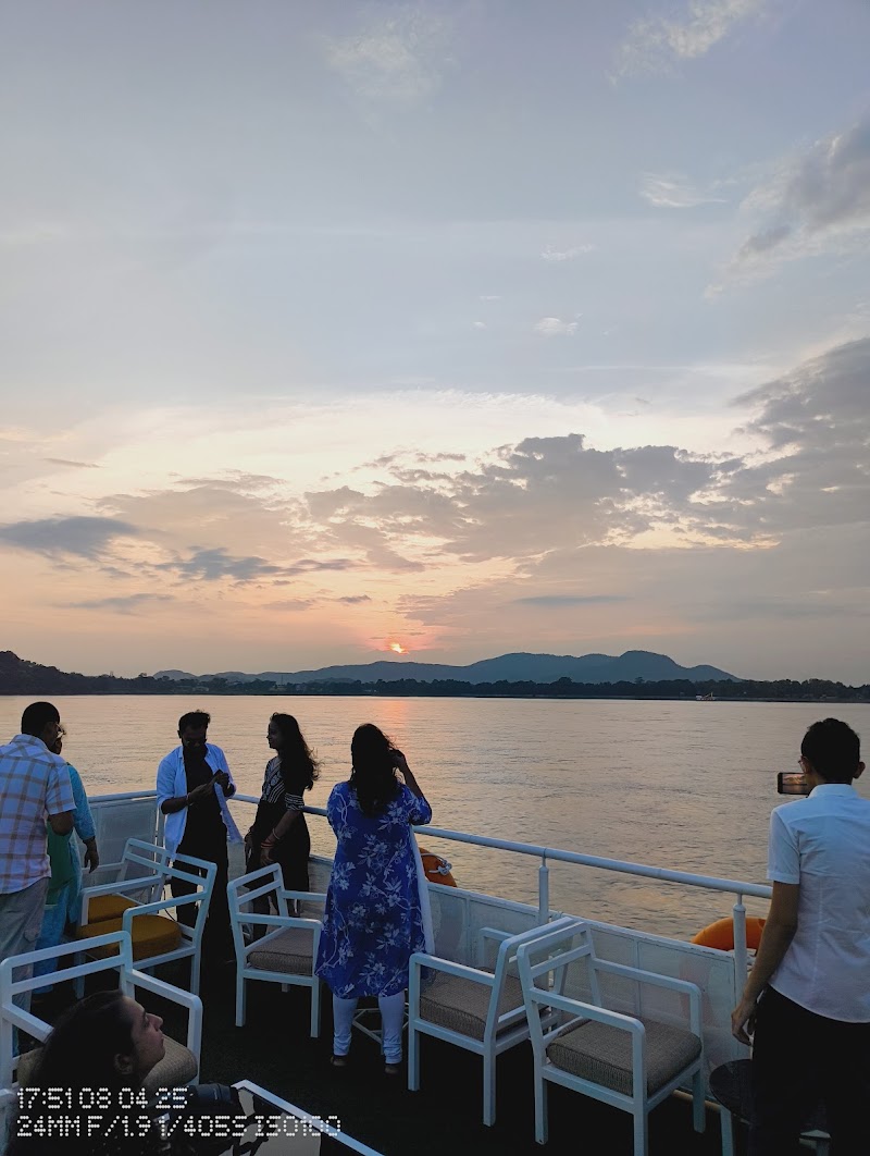 UZAN BAZAAR POINT - ALFRESCO GRAND - BRAHMAPUTRA RIVER CRUISE - UZAN BAZAAR POINT - ALFRESCO GRAND - BRAHMAPUTRA RIVER CRUISE Jahaj ghat, near Hanuman Mandir, Uzan Bazar, Guwahati, Assam 781001, India
