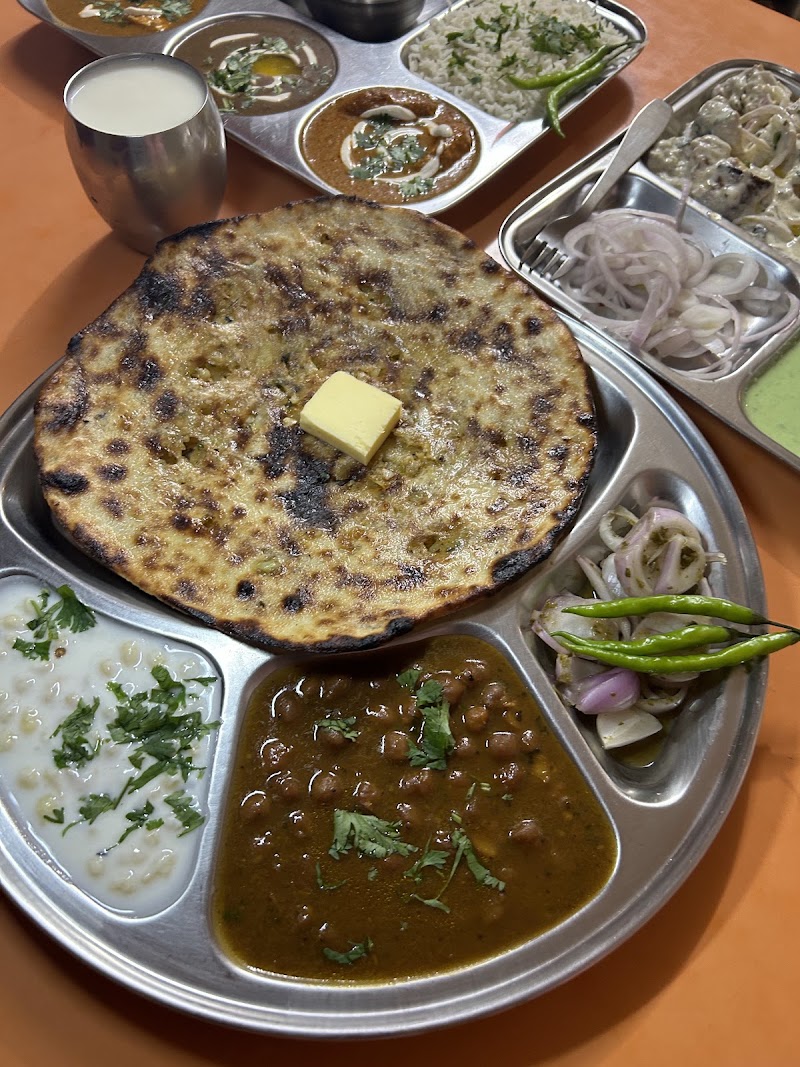 Amritsari kulcha & Delhi's Chaap - Amritsari kulcha & Delhi's Chaap, Shop no. 1, Hermesh Park Bldg,.4-2 pl 77 Sno 203, Kalyani Nagar, Pune, Maharashtra 411006, India