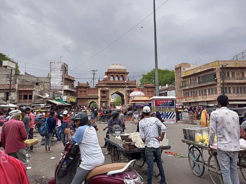 Ghanta Ghar Jodhpur - Ghanta Ghar Jodhpur 72Vf Fjm 2nd LINE, 2ND LINE NEAR GHANTAGHAR, Rawaton Ka Bass, Jodhpur, Rajasthan 342001, India
