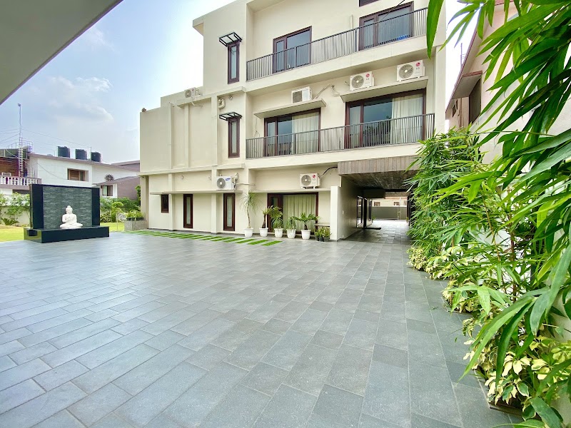 Vastu Homestay - Vastu Homestay 28/1-1 Laxmi Road, and, Balbir Rd, opposite Bank of Baroda, near new store, Dalanwala, Dehradun, Uttarakhand 248001, India