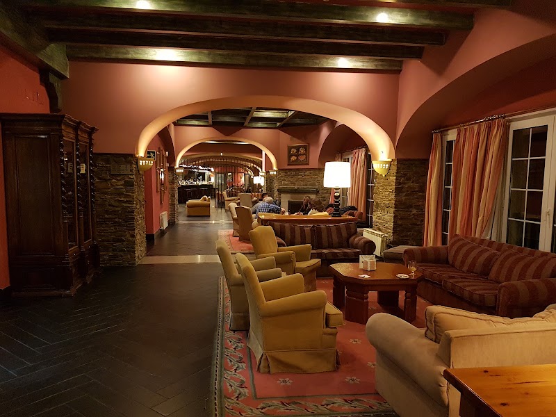 Hotel Ziryab - Hotel Ziryab Andalucía Pl., 8, 18196 Sierra Nevada, Granada, Spain
