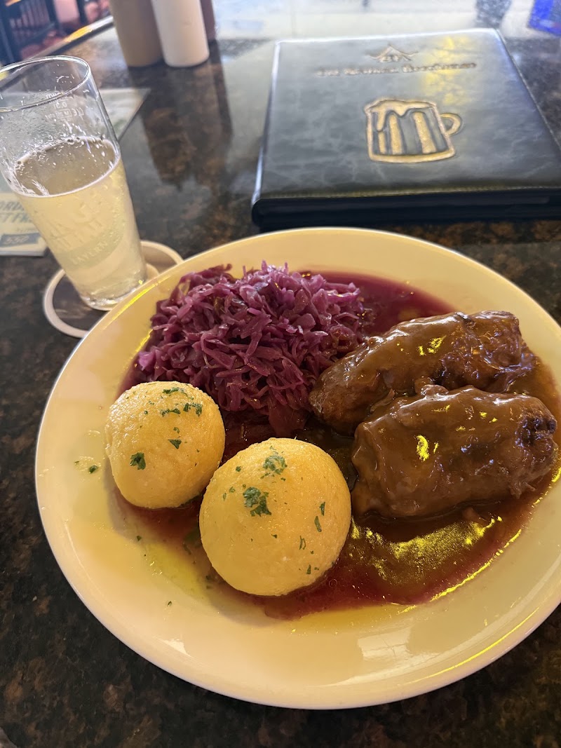Old German Beerhouse on 11 - Old German Beerhouse on 11 11, GF Eleven hotel, ซ. สุขุมวิท 11 Kloengtoei Nuea, เขตวัฒนา กรุงเทพมหานคร 10110, Thailand