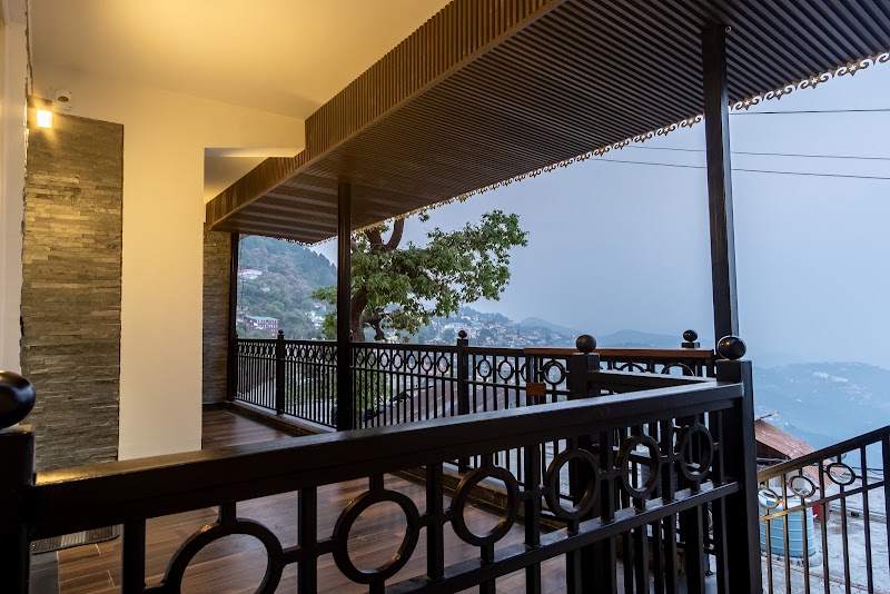 Natson House by Stamp Stays