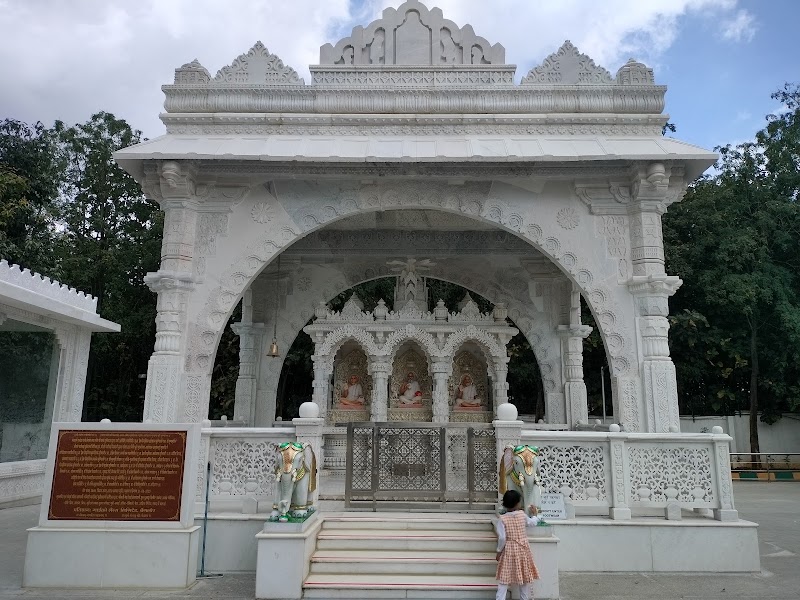 Shree Parshwa Susheel Dham Swetamber Jain Temple - Shree Parshwa Susheel Dham Swetamber Jain Temple, Hosur Road, Balagaranahalli Neralur, Post, Surana Nagar, Attibele, Balagaranahalli, Karnataka 562107, India