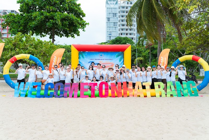Công Ty TNHH New Life Travel - Công Ty TNHH New Life Travel, Tầng 8, Toà nhà VCN, Vĩnh Điềm Trung, Tây Nha Trang, Khánh Hòa 650000, Vietnam
