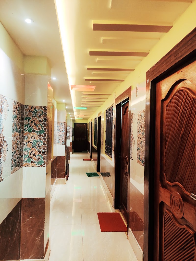 Hotel Hill Top - Hotel Hill Top Near Medical, Daringbadi, Odisha 762104, India