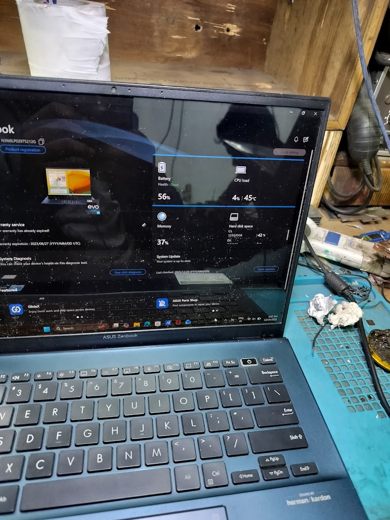 Purav Laptop Repair (PH iT SERVICE) - Purav Laptop Repair (PH iT SERVICE), LL-18,Basement, MILLENNIUM PLAZA, Great Eastern Rd, near RAJ TAKIES, Raipur, Chhattisgarh 492001, India