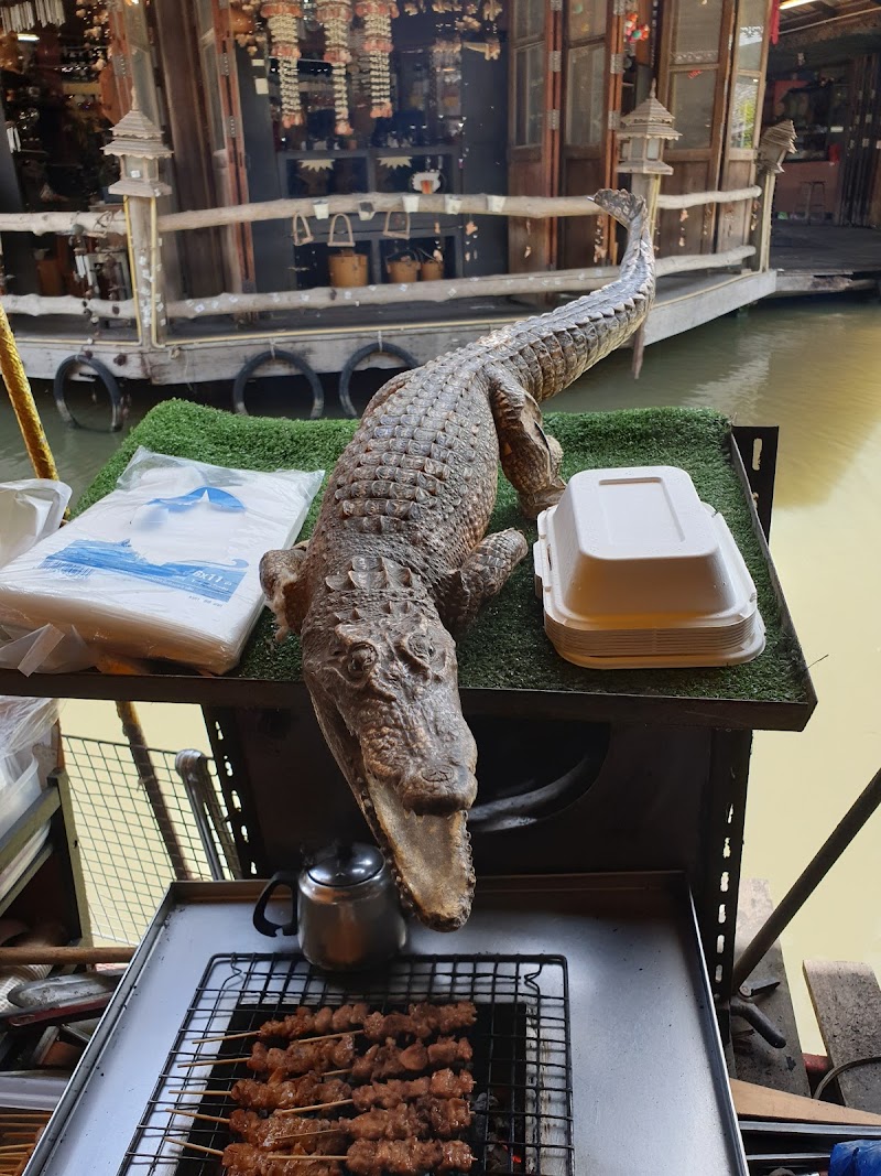 Pattaya Floating Market - Pattaya Floating Market 451 304 หมู่ที่ 12 Sukhumvit Rd, ตำบล บางละมุง, Amphoe Bang Lamung, Chang Wat Chon Buri 20150, Thailand
