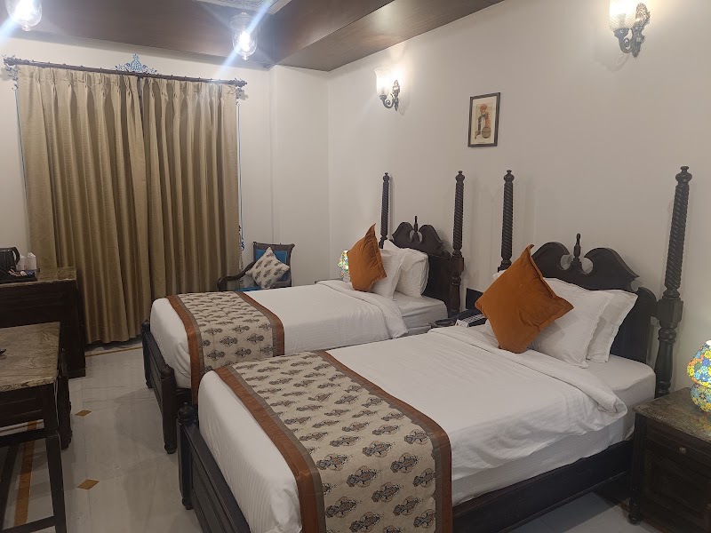 The Amar Mahal - The Amar Mahal idbi bank, Saheli Marg, Panchwati, Udaipur, Rajasthan 313001, India