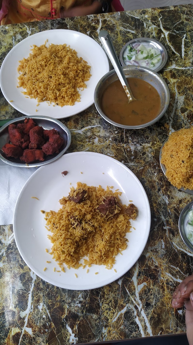 Khwaja Hotel Family Restaurant - Khwaja Hotel Family Restaurant Sawday Rd, Kailasapuram, Mandi Mohalla, Mysuru, Karnataka 570001, India