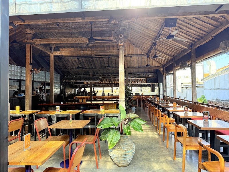 SIA - Grill & Seafood Bar - SIA - Grill & Seafood Bar Jl. Subak Canggu, Canggu, Kec. Kuta Utara, Kabupaten Badung, Bali 80361, Indonesia