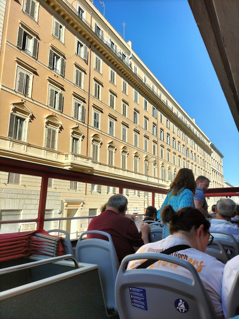 City Sightseeing Roma - Terminal B - City Sightseeing Roma - Terminal B, Via Giovanni Giolitti, 32, 00185 Roma RM, Italy