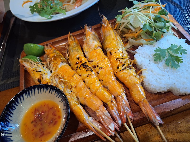 Gold Garden Restaurant - Gold Garden Restaurant 7W3V+F8X, Ong Lang, Phu Quoc, An Giang, Vietnam