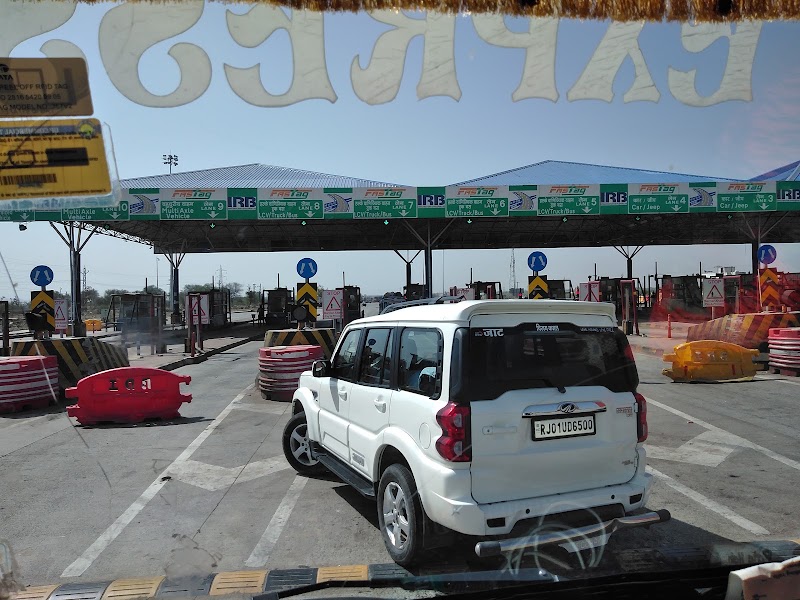 National Highway 48 - National Highway 48, NH 48, Chikhli, Gujarat, India