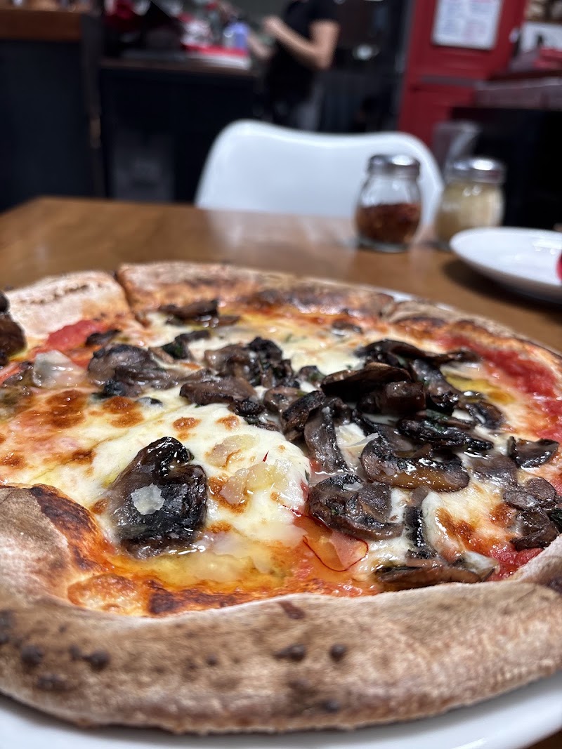 Pomo Pizzeria - Biltmore - Pomo Pizzeria - Biltmore 2502 E Camelback Rd STE A&B, Phoenix, AZ 85016, USA