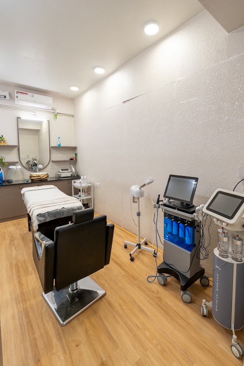 Dermatonik Aesthetic clinic HSR Layout - Dermatonik Aesthetic clinic HSR Layout 1655, 27th Main Rd, opp. Nift College, Parangi Palaya, 1st Sector, HSR Layout, Bengaluru, Karnataka 560102, India