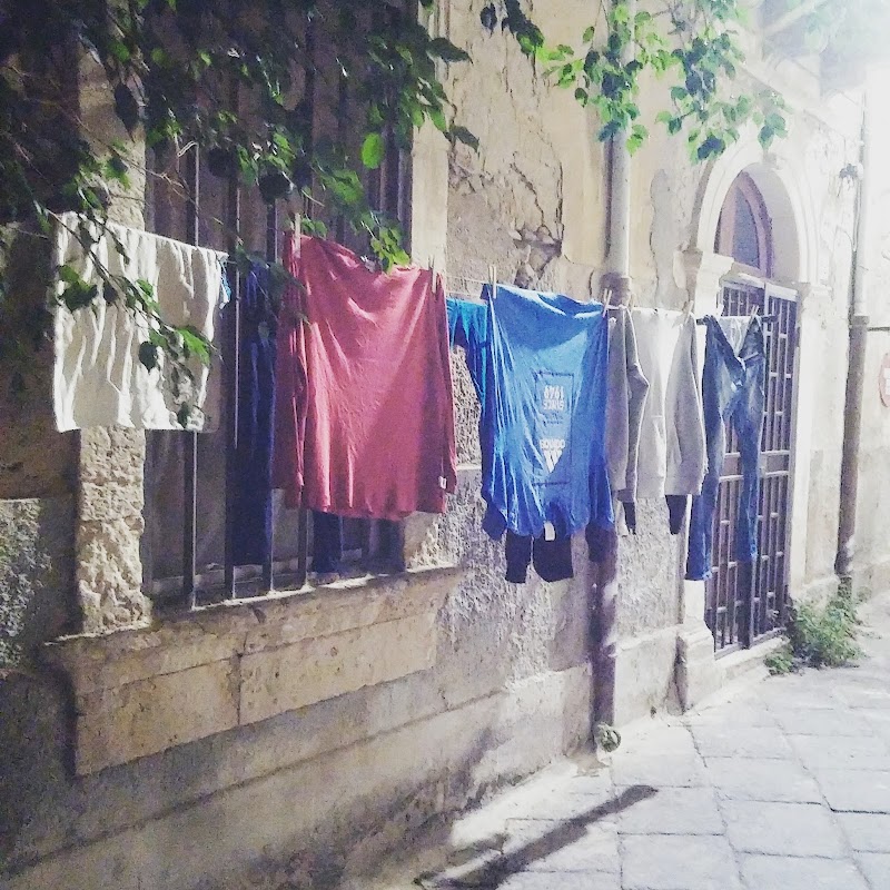 Via della Giudecca - Via della Giudecca, 96100 Siracusa SR, Italy