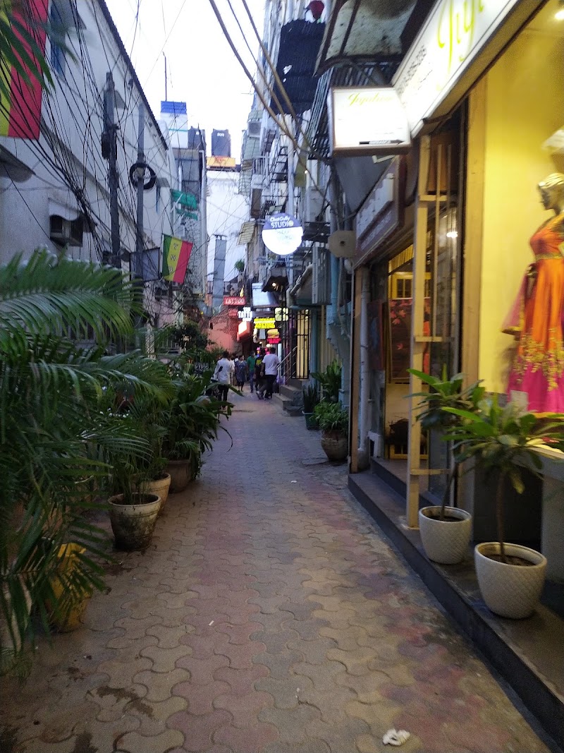 Hauz Khas Enclave - Hauz Khas Enclave Hauz Khas Enclave, Hauz Khas, New Delhi, Delhi 110016, India