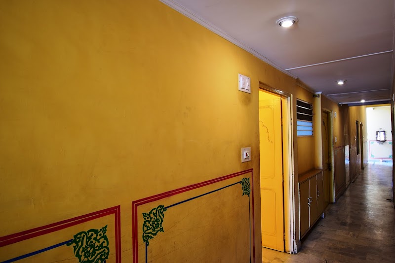 Bani Park Hotel, Jaipur - Bani Park Hotel, Jaipur, D-160, Kabir Marg, opposite Bank of Baroda, near Collectorate Circle, Sen Colony, Bani Park, Jaipur, Jaipur Nagar Nigam Area, Rajasthan 302016, India