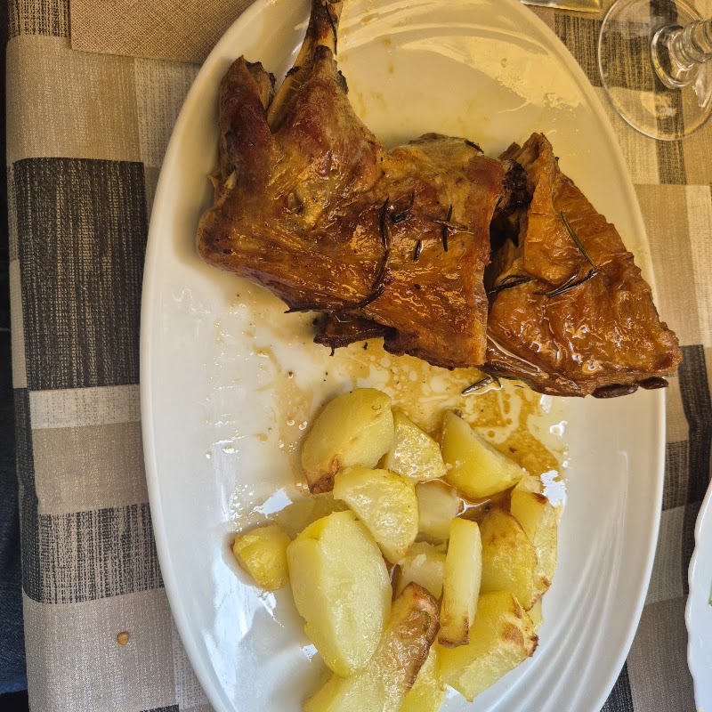 La Taverna Dei Monti - La Taverna Dei Monti Via del Boschetto, 41, 00184 Roma RM, Italy