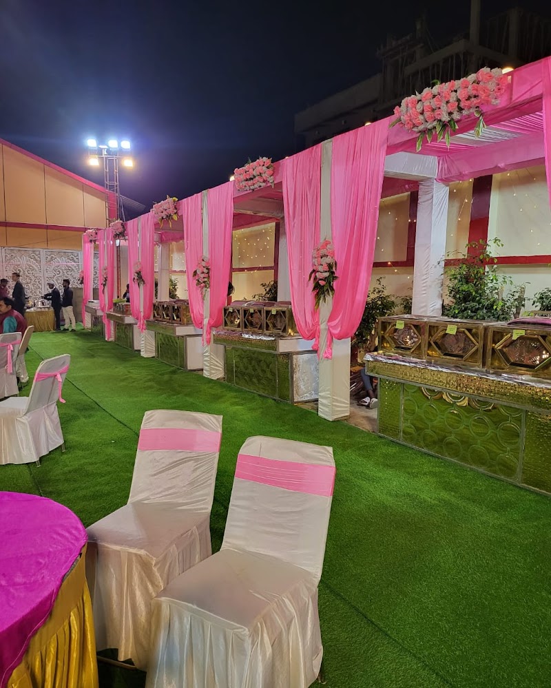 Hotel Vibrant Lawn And Banquet