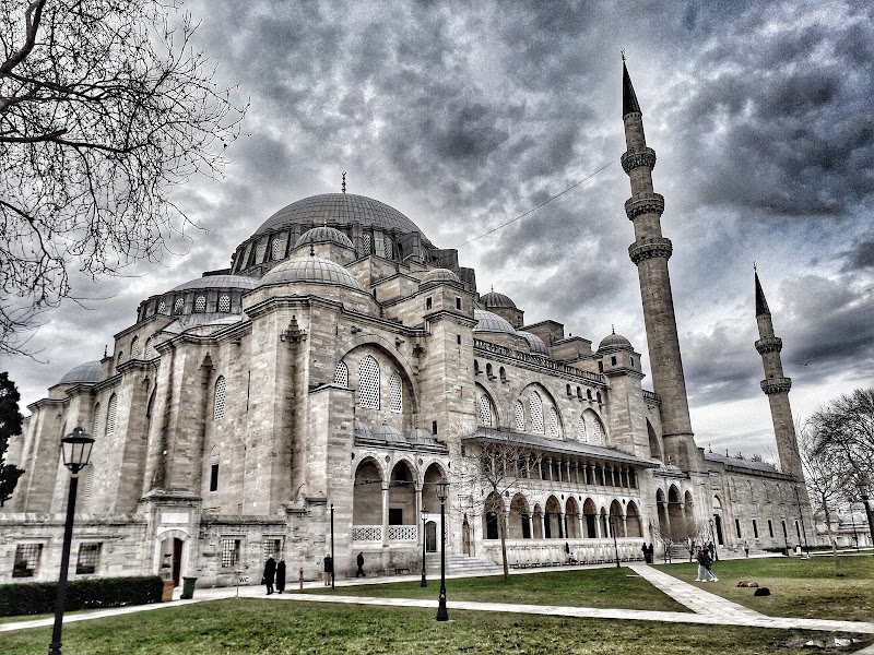 Suleymaniye Mosque - Suleymaniye Mosque, Süleymaniye, Prof. Dr. Sıddık Sami Onar Cd. No:1, 34116 Fatih/İstanbul, Türkiye