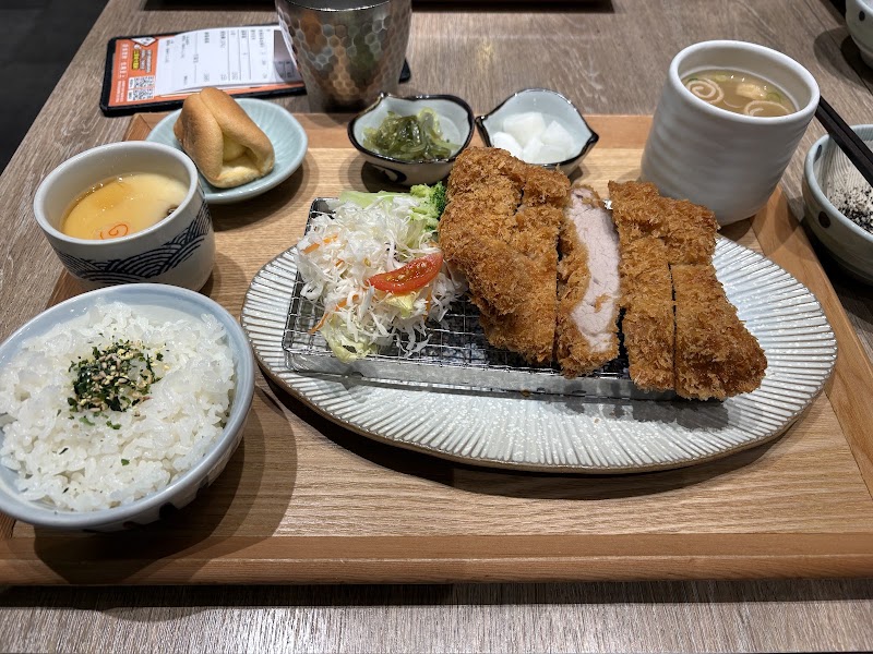 Pinnada Taipei Songshan Station Branch - Pinnada Taipei Songshan Station Branch 110, Taiwan, Taipei City, Xinyi District, Yongji Village, Songshan Rd, 11號CITYLINK松山壹號店1F