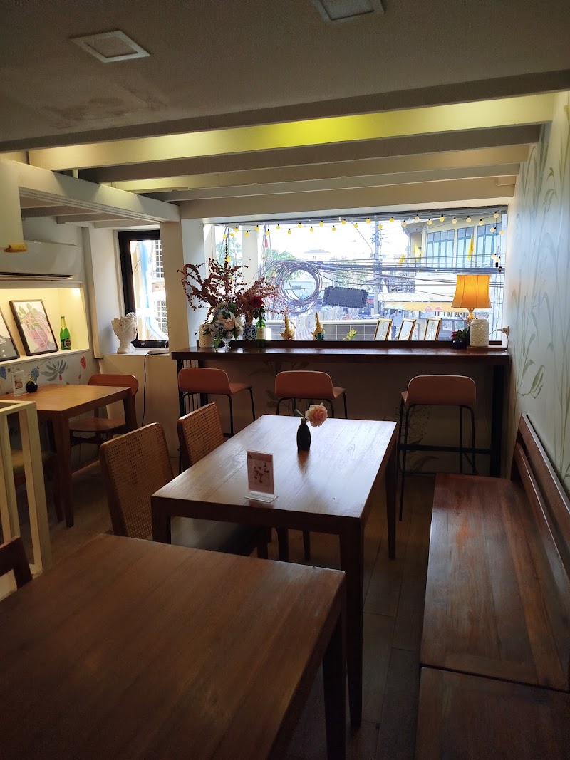 Suraya Bangkok Hostel & Kitchen - Suraya Bangkok Hostel & Kitchen 237/8 Thanon Phra Sumen, Khwaeng Talat Yot, Khet Phra Nakhon, Krung Thep Maha Nakhon 10200, Thailand