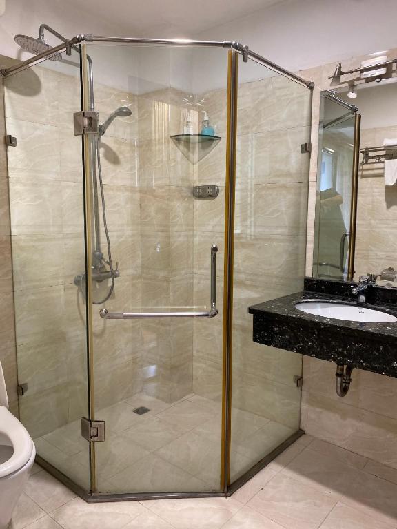 Khách sạn Phố Cổ Hà Nội - Art Hotel - Khách sạn Phố Cổ Hà Nội - Art Hotel 7 P. Đông Thái, Hàng Buồm, Hoàn Kiếm, Hà Nội 100000, Vietnam