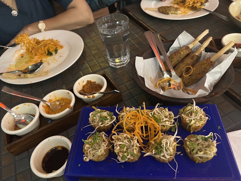 Malaka Spice - Malaka Spice Lane, Siddharth Chambers, GVPW+VRH, off North Main Road, Ganga Fortune Society, Meera Nagar, Koregaon Park, Pune, Maharashtra 411001, India