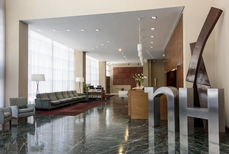 Hotel NH Buenos Aires Latino - Hotel NH Buenos Aires Latino Suipacha 309, C1008 Cdad. Autónoma de Buenos Aires, Argentina