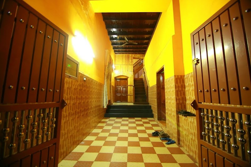 Alleppey Annex - Alleppey Annex, F8WM+485, CCNB Rd, near St. George Auditorium, Sea View Ward, Alappuzha, Keralam 688001, India