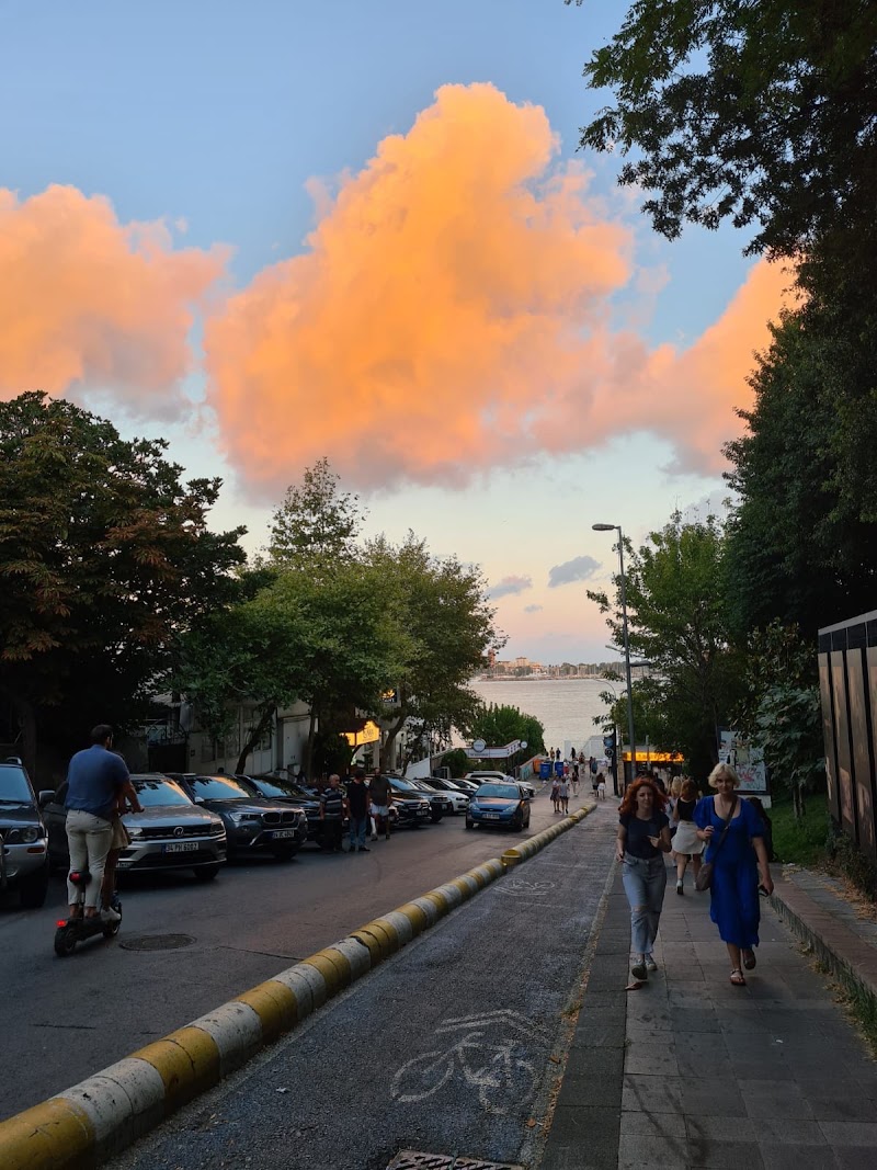 Moda - Moda, Caferağa, 34710 Kadıköy/İstanbul, Türkiye