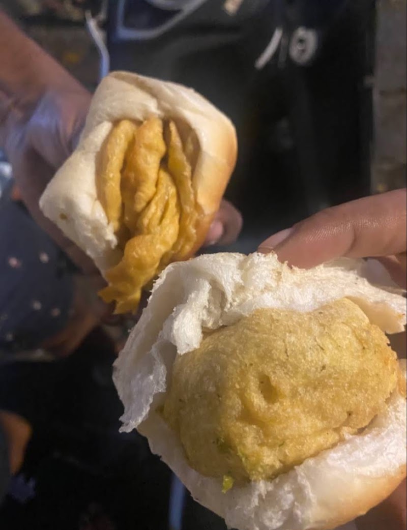 Nandu Vada Pav - Nandu Vada Pav 435, DK Sandu Marg, Chembur Gaothan, Chembur, Mumbai, Maharashtra 400071, India