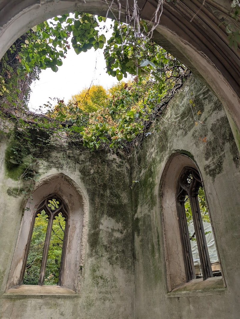 St Dunstan in the East Church Garden - St Dunstan in the East Church Garden St Dunstan's Hill, London EC3R 5DD, UK