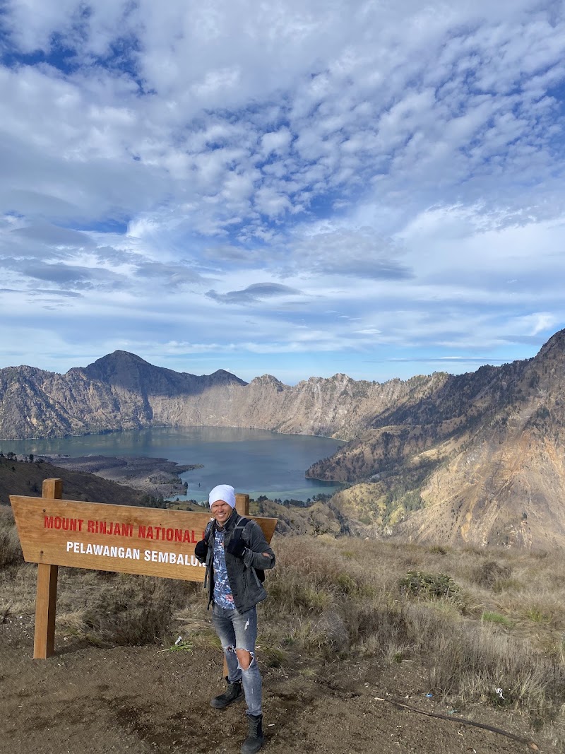 Pelawangan Sembalun - Pelawangan Sembalun, Sembalun Lawang, Sembalun, Sembalun Lawang, Kec. Sembalun, Kabupaten Lombok Timur, Nusa Tenggara Bar. 83656, Indonesia