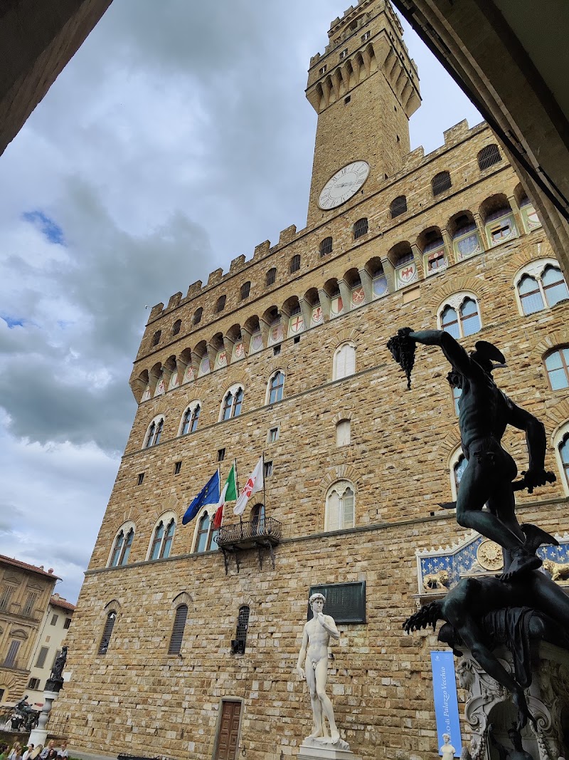 Palazzo Vecchio - Palazzo Vecchio P.za della Signoria, 50122 Firenze FI, Italy