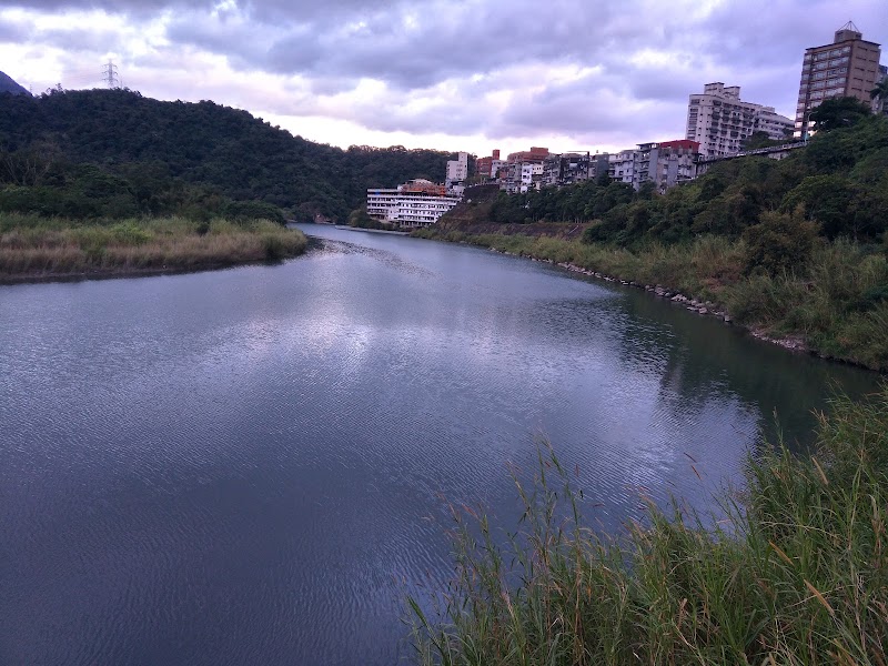 Qingtan Riverside Park